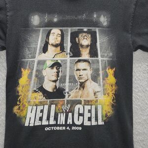 WWE Hell in a Cell 2009 PPV T-Shirt Size Small  feat. CM Punk & Cody Rhodes